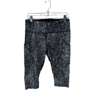 Lululemon Outrun 17" Crop Splatter White Black Size 10
